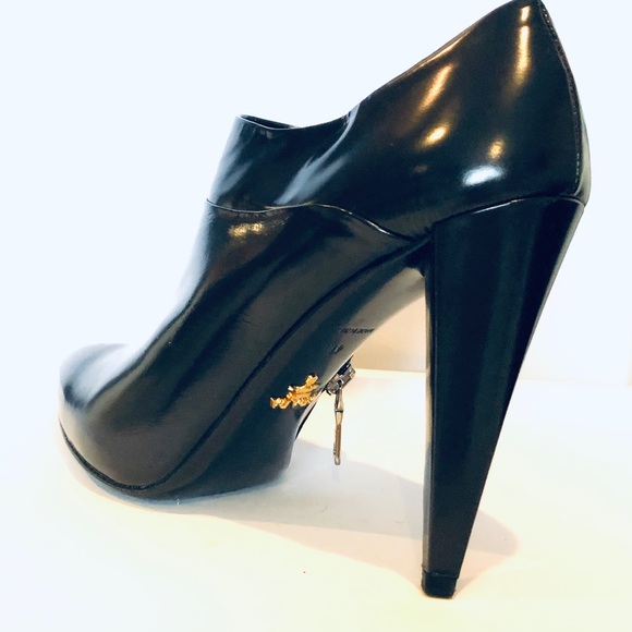 100 mm Prada Leather Booties - Picture 2 of 8
